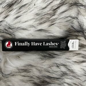 Finally Have Lashes Mascara - Black
